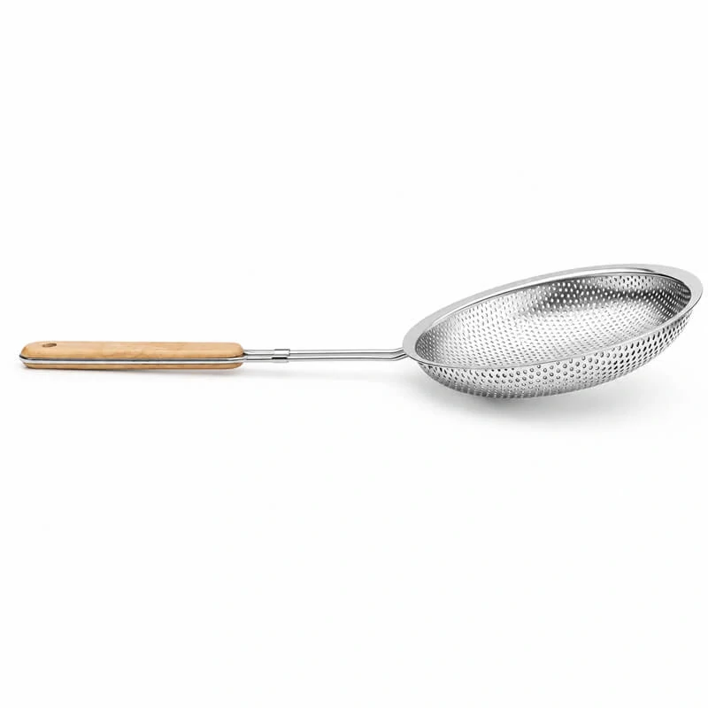Hliníkové sítko 16 cm s dřevěnou rukojetí – délka 37,5 cm